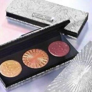 MAC ~ ‘MEDIUM-DEEP’ ~ Flashing Ice Extra Dimension Skinfinish Trio ~ NIB